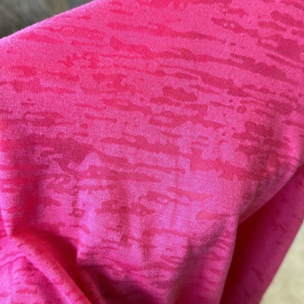 Pink tank - Picture 4 of 4